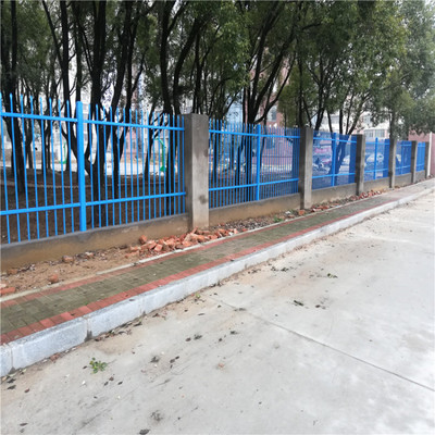 南昌青山湖户外公园围墙防护栏与厂房护栏 锌钢护栏与防护网解决方案